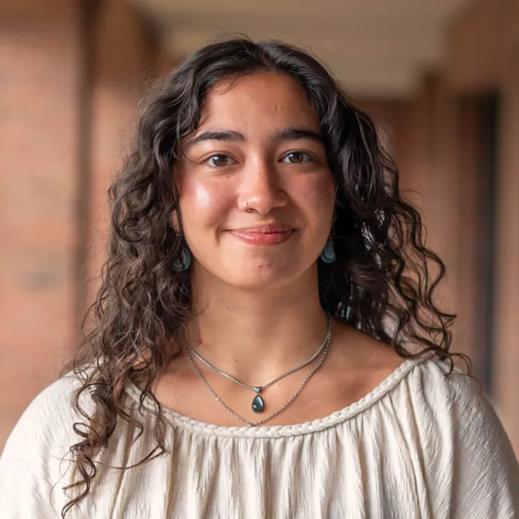 Olivia Kumria Headshot