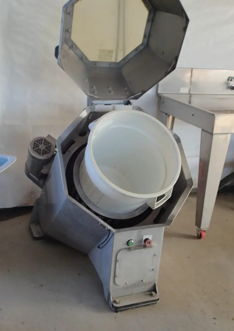 large spinner