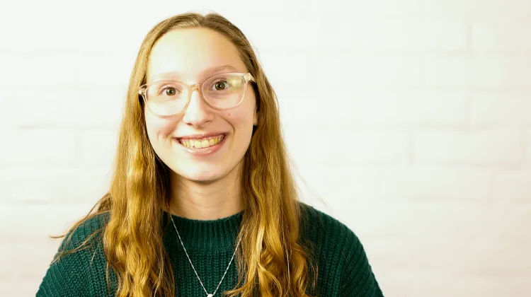 Hannah Gallagher headshot