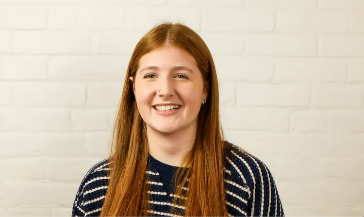 bella Tirabassi headshot