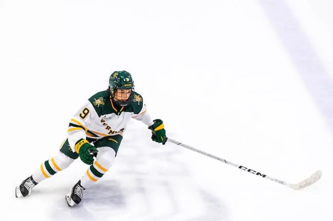 Action shot of Julia Mesplède