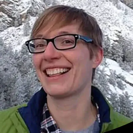 Dr. Liz Fenton portrait