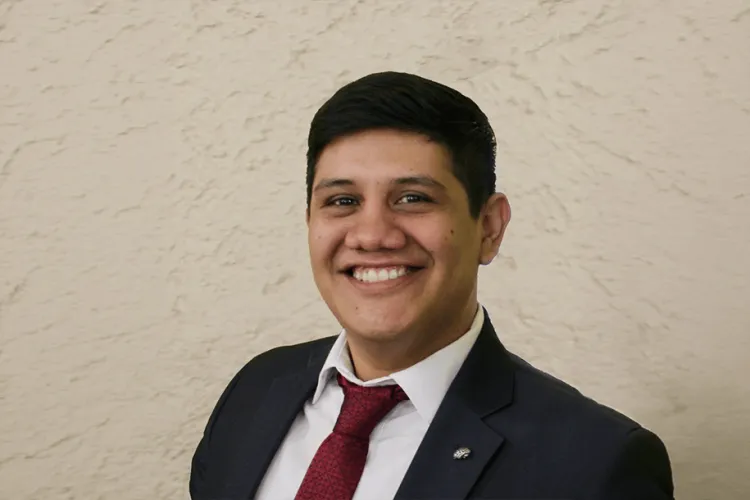 headshhot of Saúl Huerta de la Cruz, Ph.D.