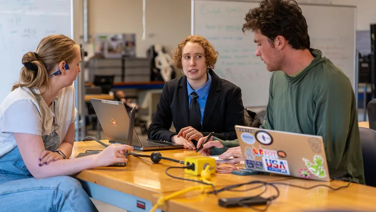 Student collaborate on an engineering design project in UVM's Center for Biomedical Innovation