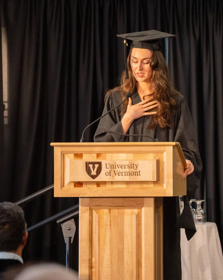 SI-MBA 2026 Class Speaker Ellen Tierney addresses the crowd at the inauguration ceremony