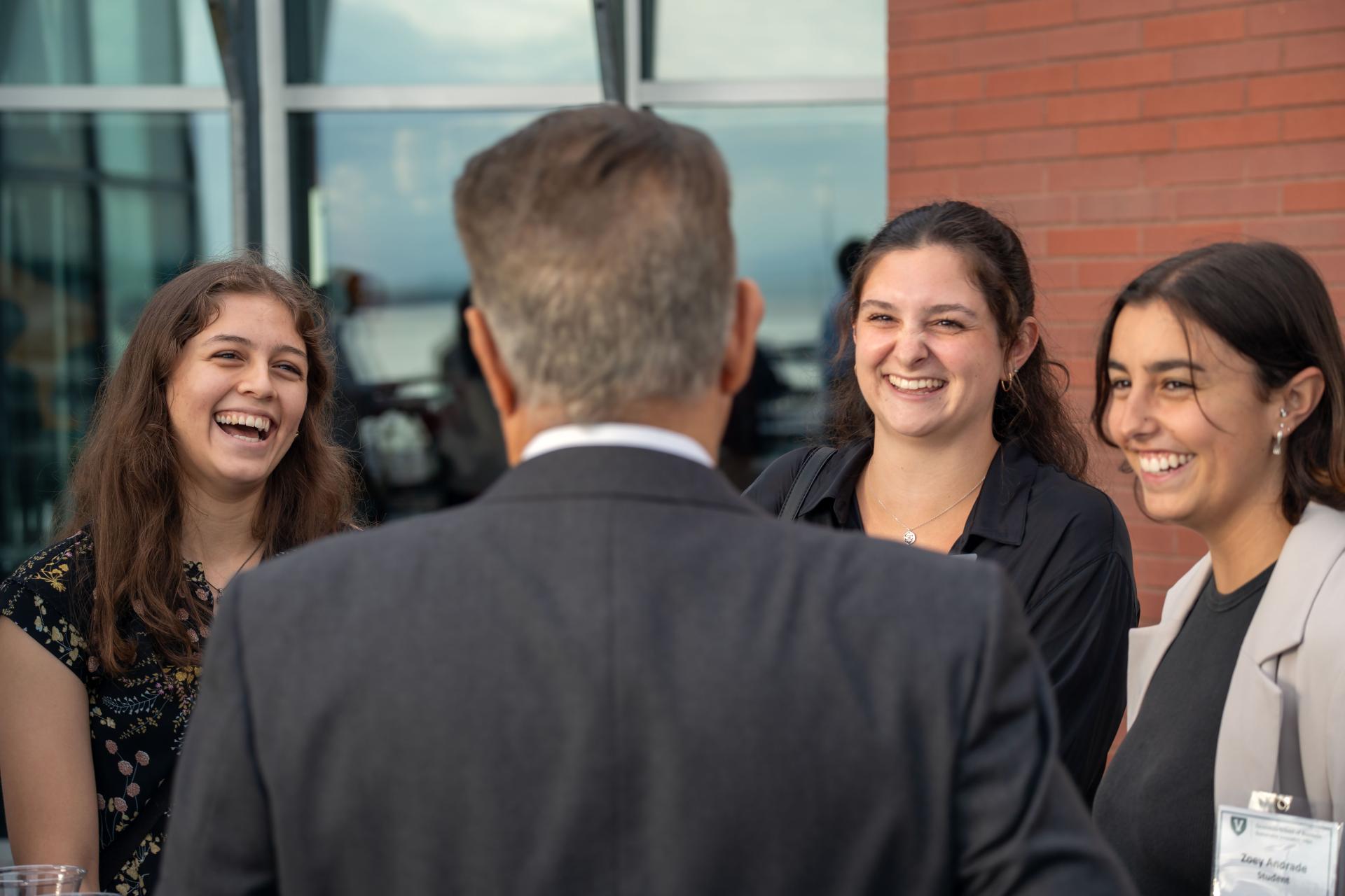 SI-MBA students connect with Sanjay Sharma, dean of the Grossman School of Business