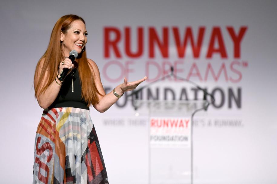 Mindy Sheier presents at the Runway of Dreams Gala