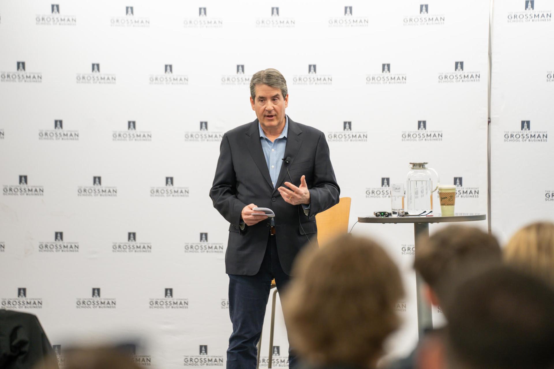  Chris Calger ‘88, Managing Director at J.P. Morgan and GSB alum, inspired students at the Alumni Career Spotlight.