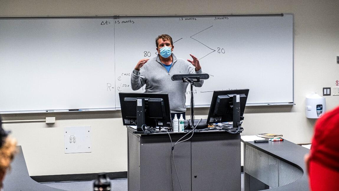 brian kelly in classroom, grossman school of business