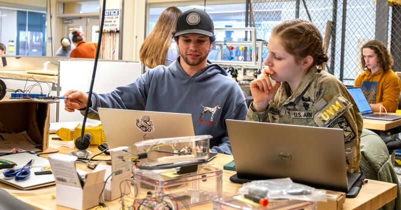 Students collaborate on a senior design project in the SEED lab