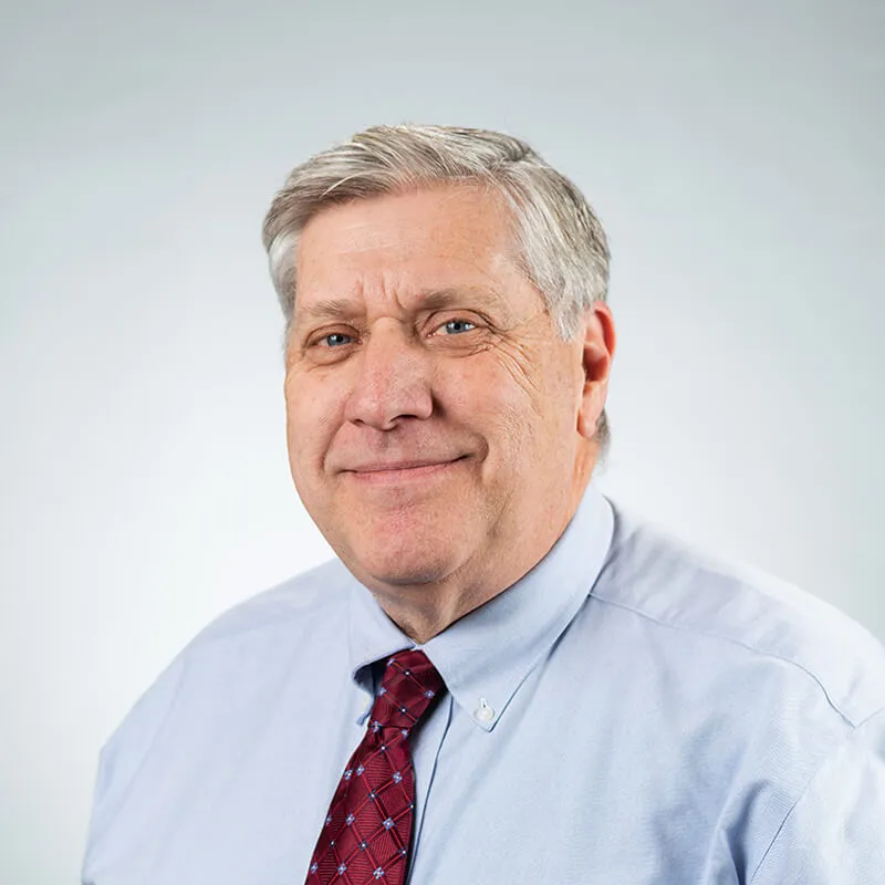 Headshot of Dr. Holcombe