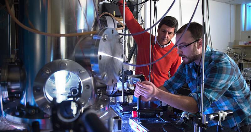 ME researchers in the plasma lab