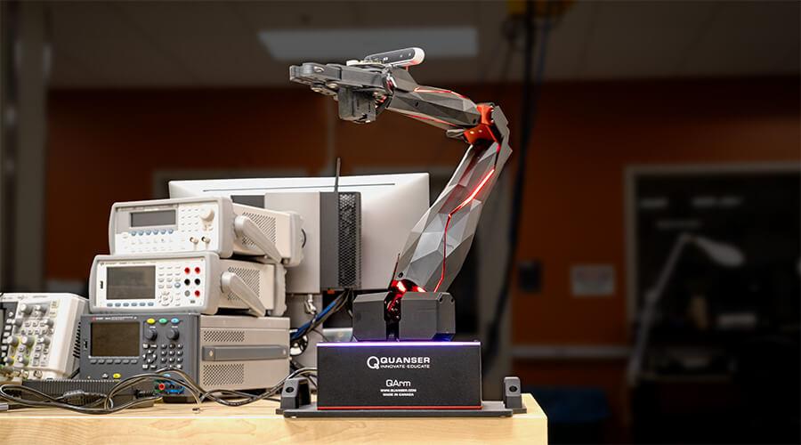 Robotic arm in UVM's autonomy lab