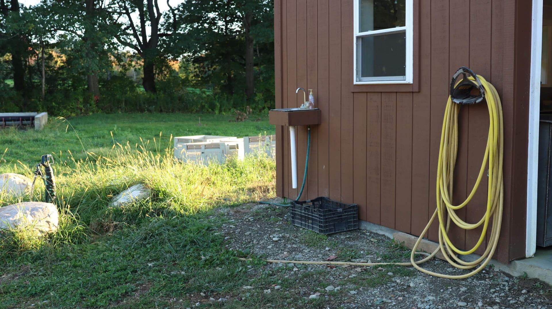 outdoor sink and long hose