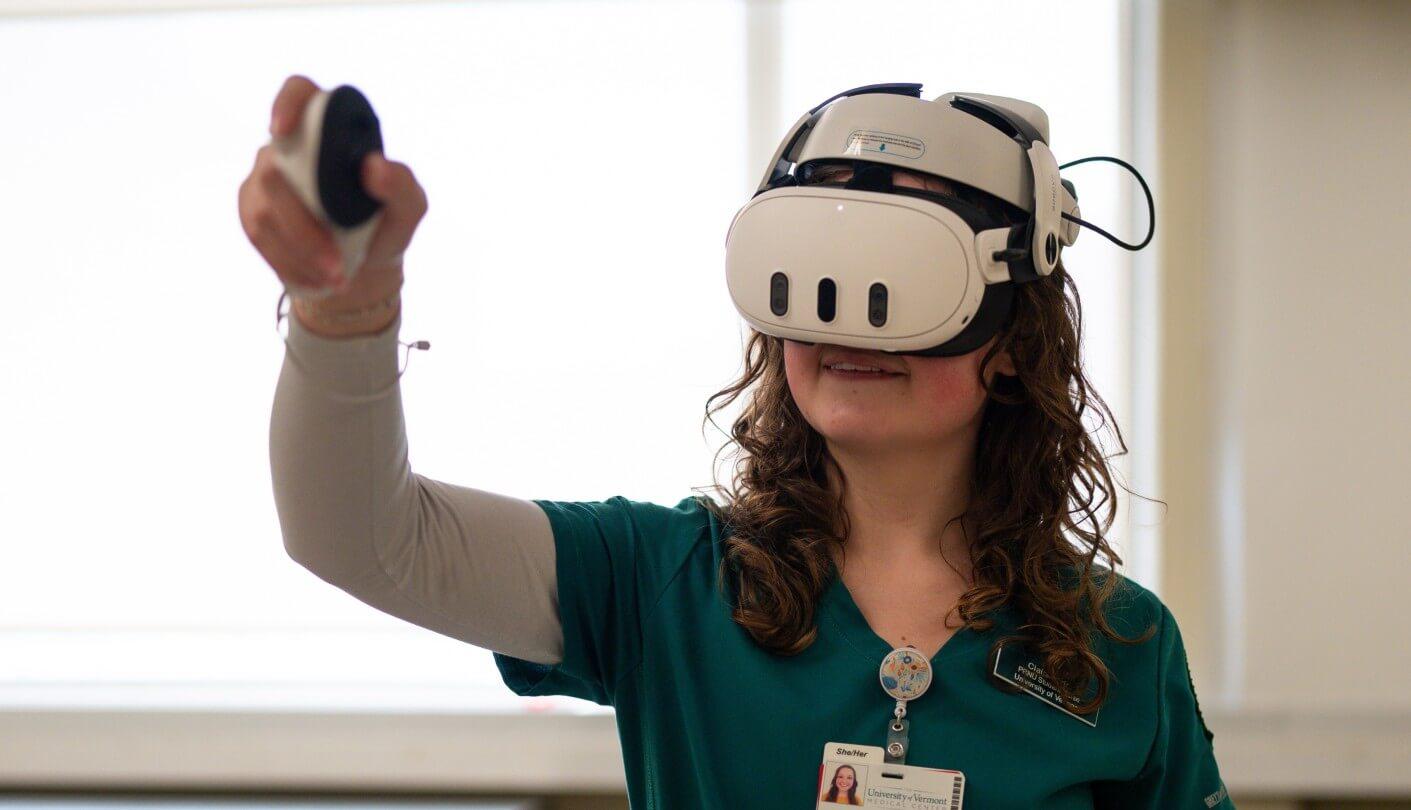 Nursing student using VR