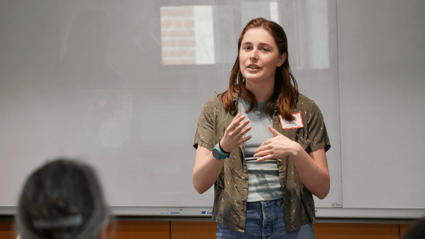 Ada Garnder speaks at awards ceremony