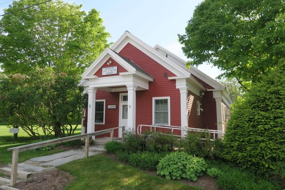 Winhall Memorial Library in Winhall, Vermont
