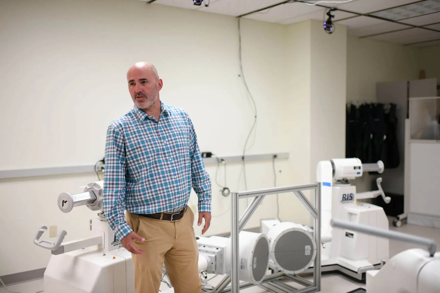 Man standing in lab