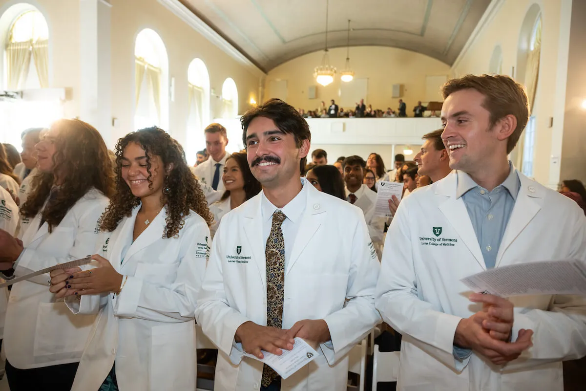 Students at Larner Whitecoat Ceremony