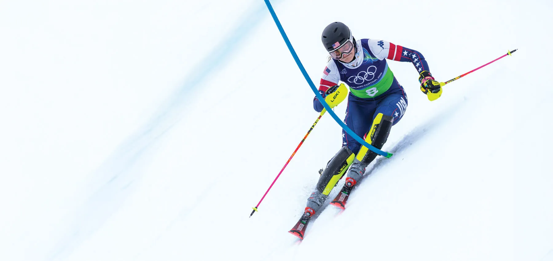 Paula Moulsen skiing downhill 