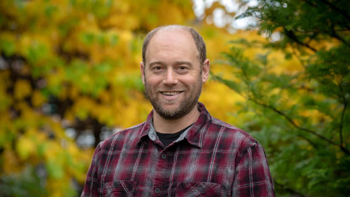 headshot of Eric Bishop von Wettberg