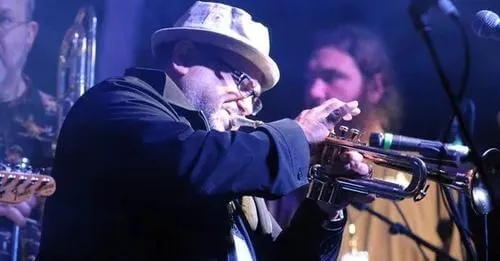 Ray Vega at Pond Fest (credit Laura Carbone)