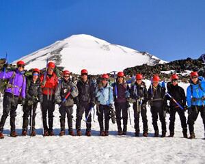 Patrick Hurley with his Wilderness Ventures students in the Pacific Northwest.