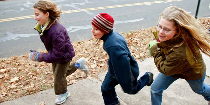 Kids running