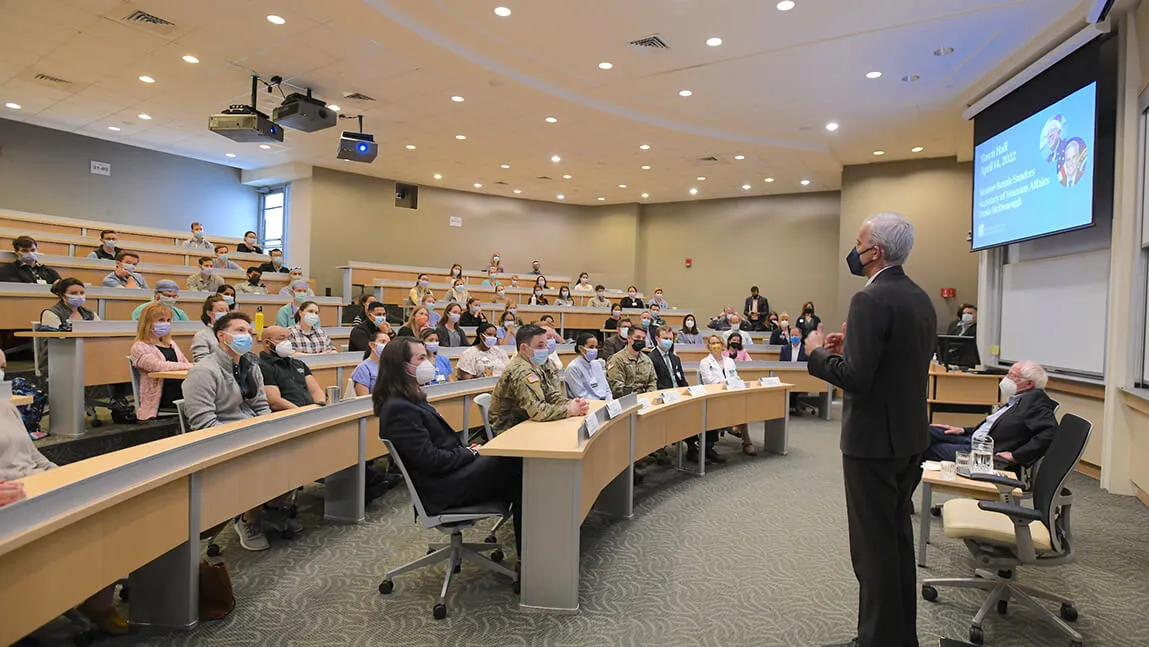 Photo of VA Secretary