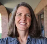 Julia Walberg Headshot