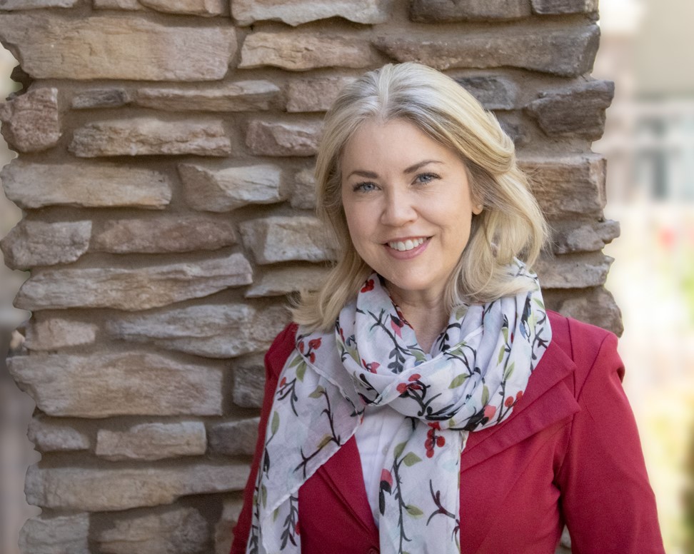Jeannine Lyons