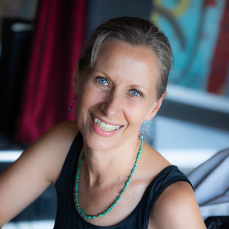 Susan Dustin Hattan