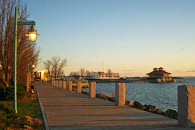 waterfront riquier