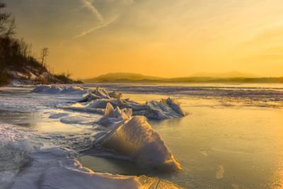 Lake Champlain sunset in winter