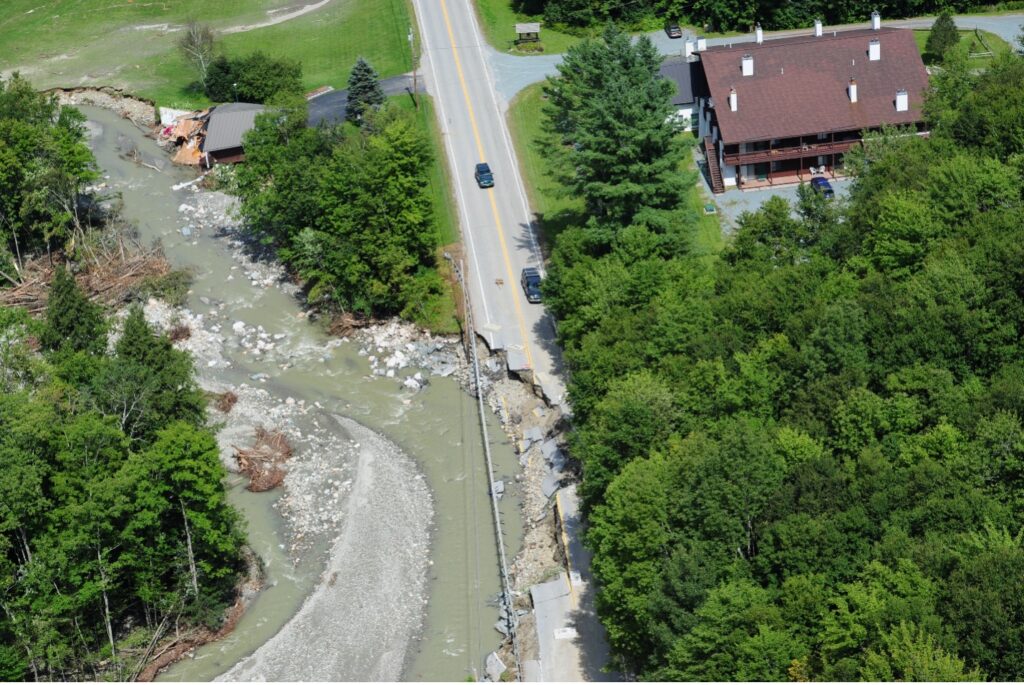 Reducing Vermont’s Exposure to Flood Hazards through River Corridor Protections Reducing Vermont’s Exposure to Flood Hazards through River Corridor Protections