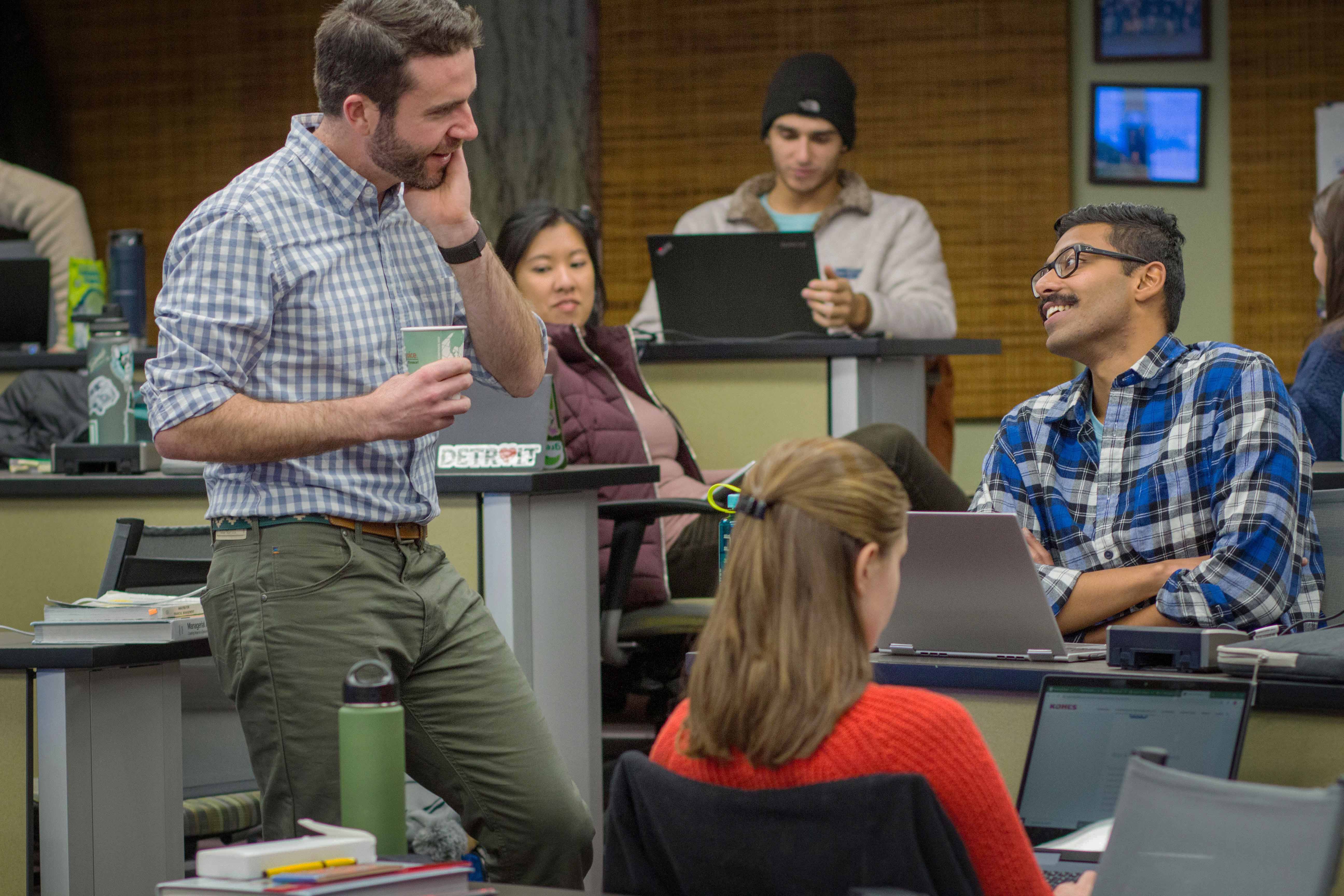 "Ben & Jerry’s Associate US Marketing Manager (and 2015 SI-MBA alumnus) Brodie O’Brien leads a marketing workshop for the class of 2020. "