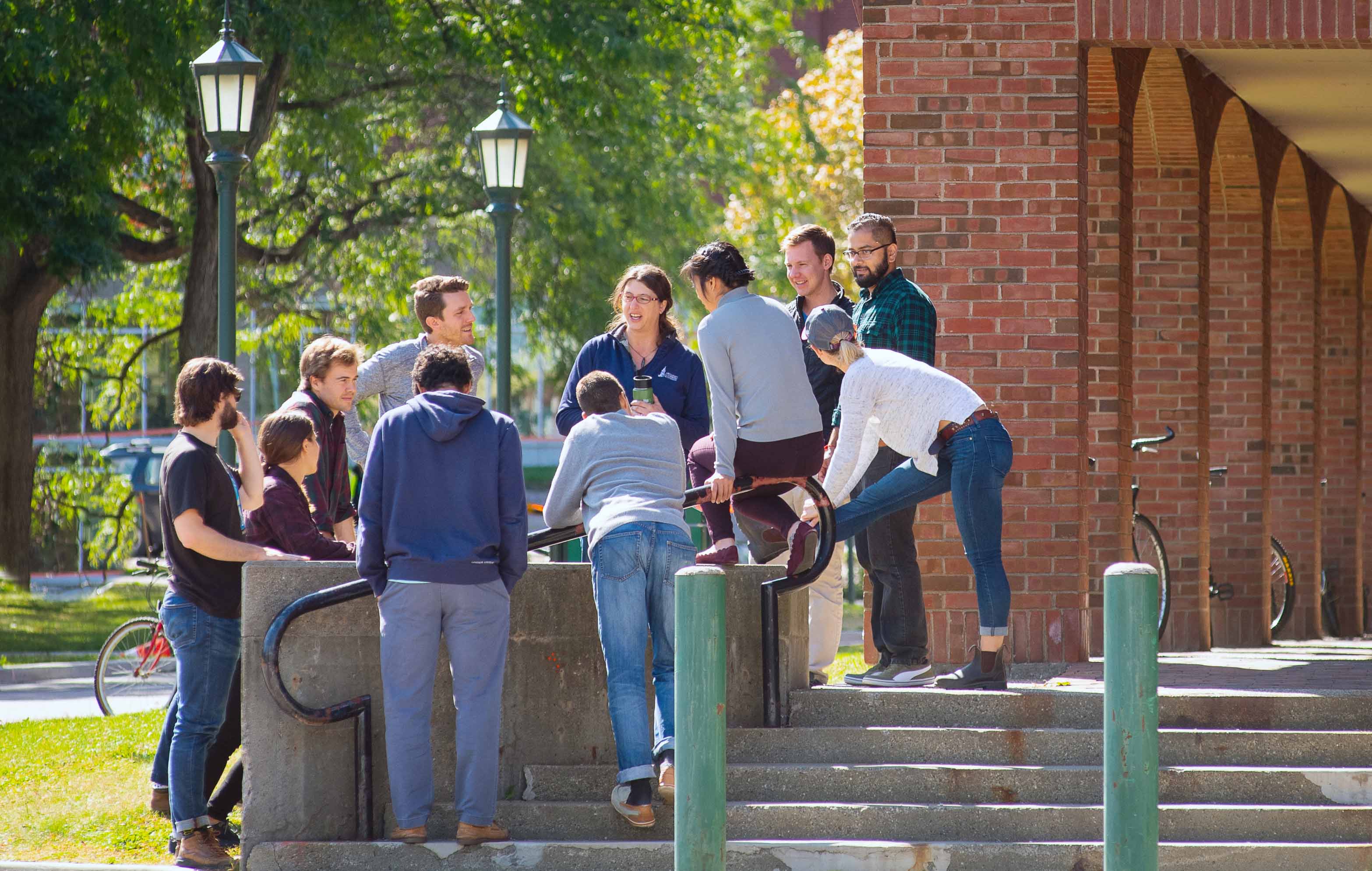 SI-MBA students discussing on green campus