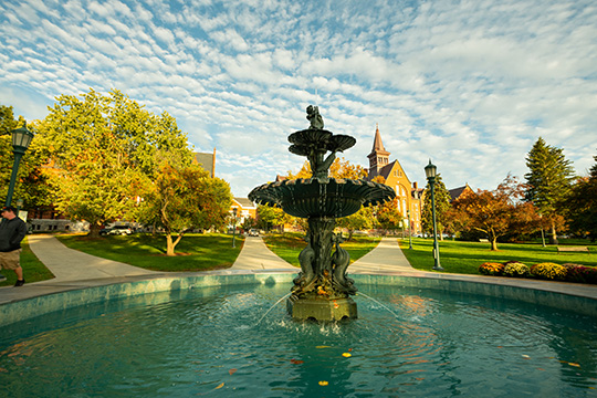 Photo of fountain on the UVM green