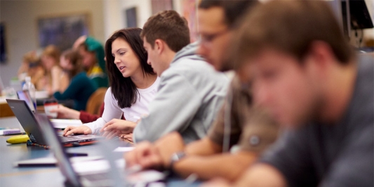 Majors and Minors | College of Agriculture and Life Sciences | The University of Vermont Majors and Minors | College of Agriculture and Life Sciences | The University of Vermont