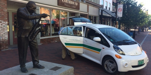 uvm electric car called the Leaf