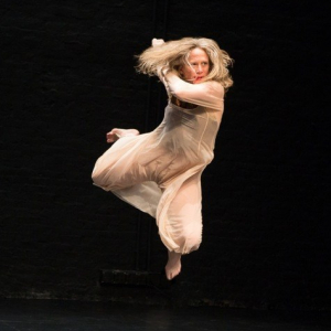 Jennifer Monson (photo by Yi-Chun Wu) Jennifer Monson (photo by Yi-Chun Wu)