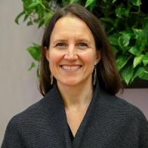 Elizabeth Palchak photo
