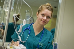 Nursing student in the clinical simulation laboratory