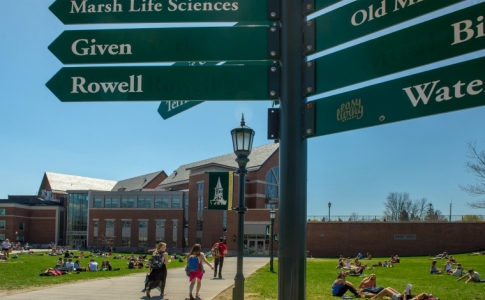 campus directional sign