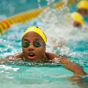 students - campus activities - swim team