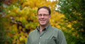 Associate Professor Mark Starrett