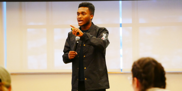 Wes Woodson speaks to students
