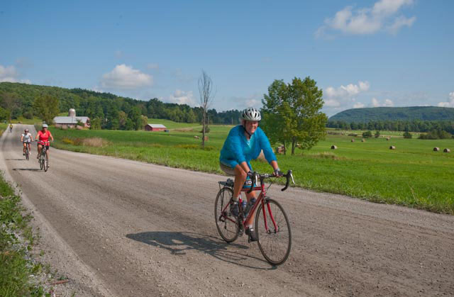 209102TREK-585