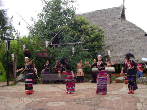 Chinese Minority Nationalities001