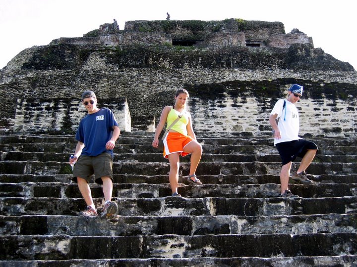 xunantunich